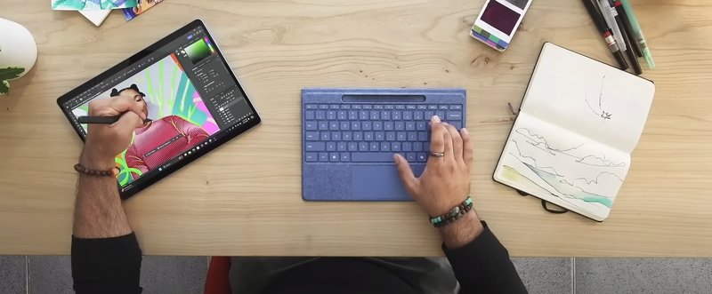 Surface Pro 11 hỗ trợ bàn phím và Surface Pen