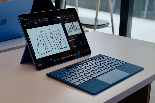 Surface Pro 11