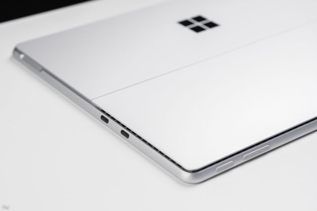 Microsoft Surface Pro 9