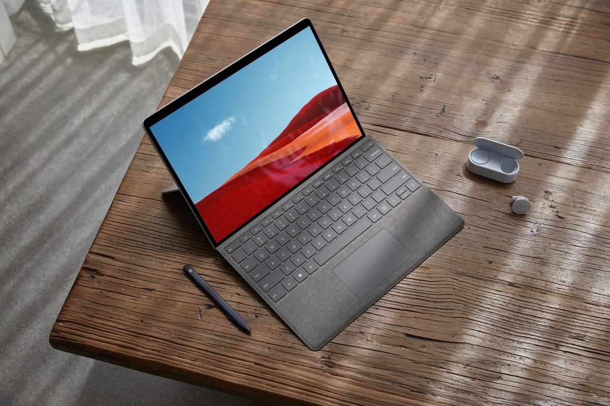 Thiết kế và Màn hình Surface Pro X