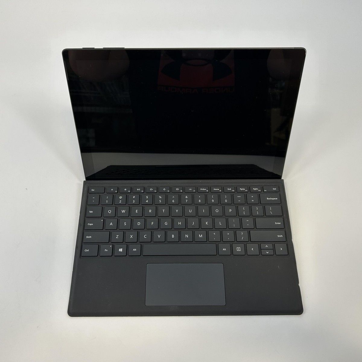 Dấu hiệu Surface không lên màn hình/không lên nguồn