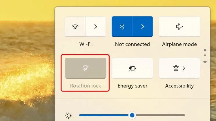 Lỗi khóa xoay màn hình Surface