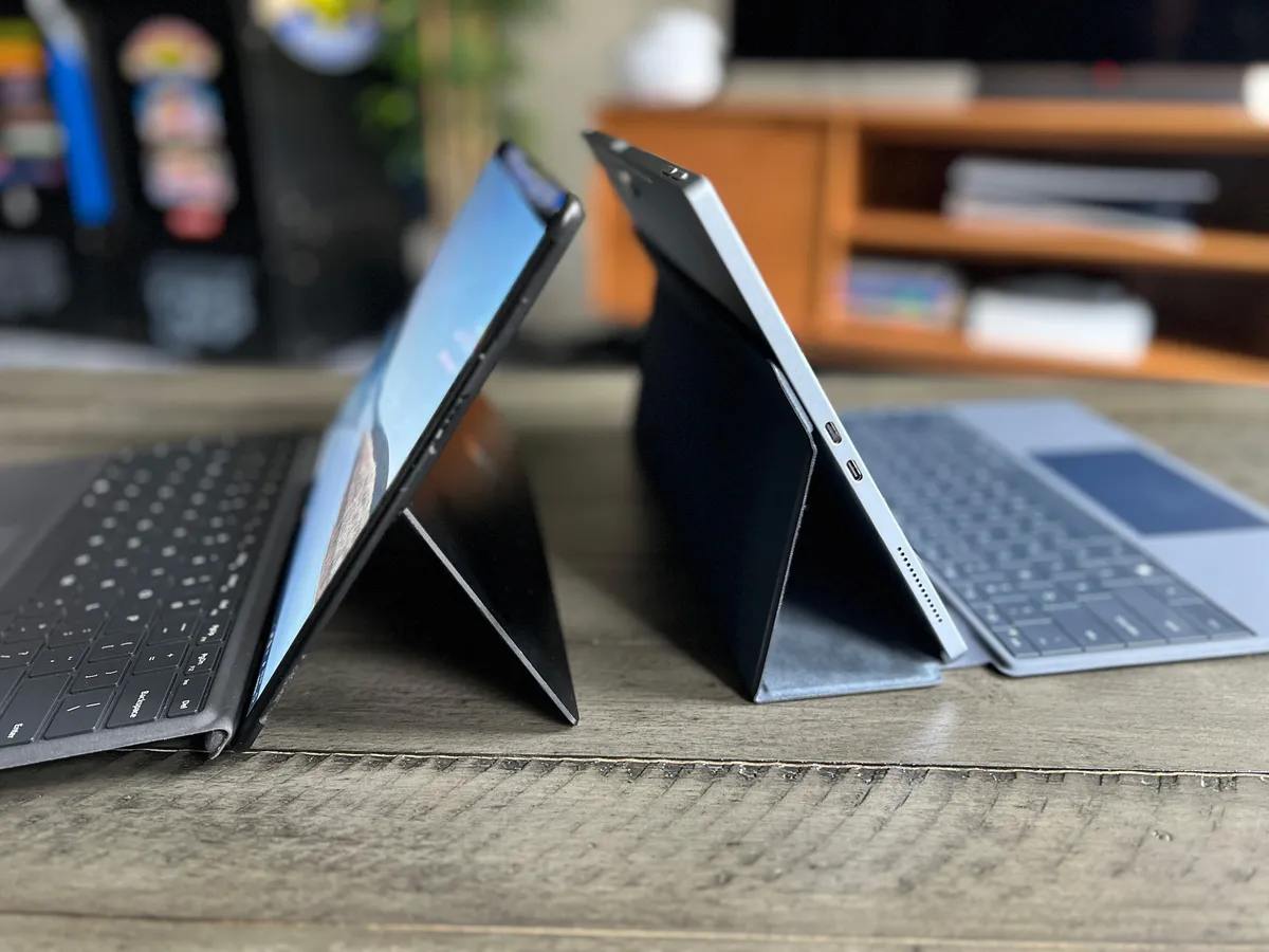 So sánh Dell và Surface