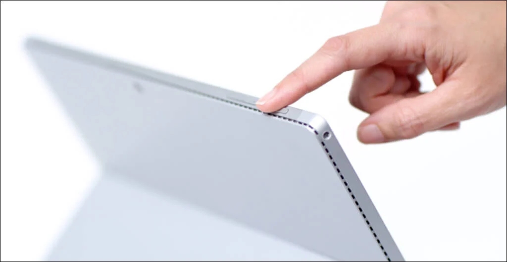 Khởi động lại cưỡng bức (Hard Reset)