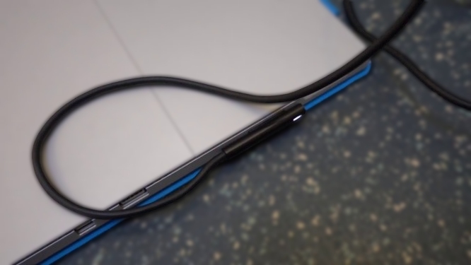 Sạc đầy pin cho Surface Pro