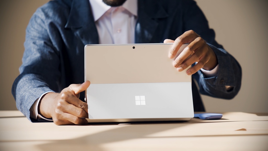 Surface Pro 12 2026 hỗ trợ 5G
