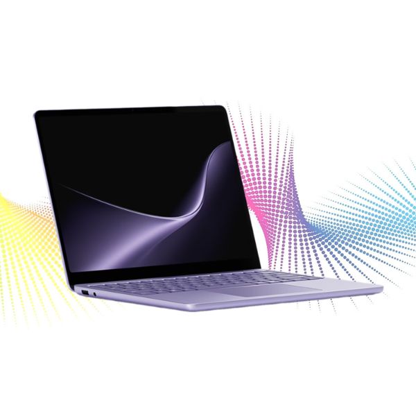 surface-laptop-13-inch-tim-2 Surface Laptop 13 inch Snapdragon X2 Plus